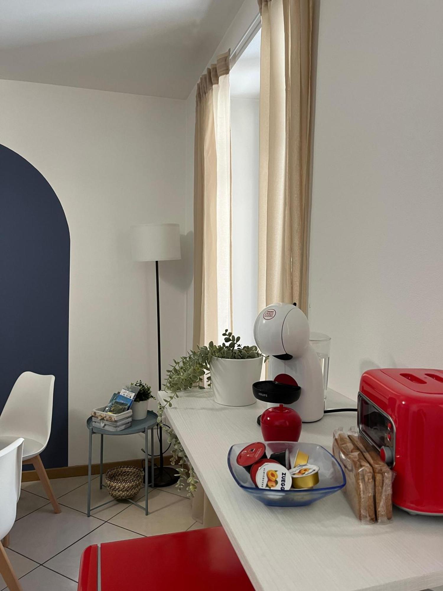 Residenze Blue Lake 오메그나 외부 사진